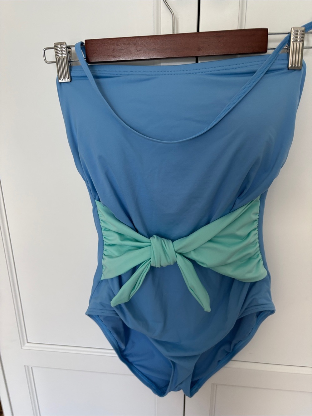 Ladies one piece swimsuit NWOT - Picture 4 of 4